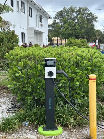 1440 MIAMI Road 9, Fort Lauderdale, FL 33316