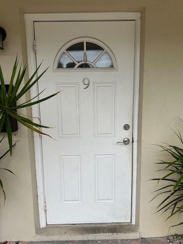 1440 MIAMI Road 9, Fort Lauderdale, FL 33316