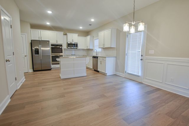 1113 Henry Place Boulevard, Clarksville, TN 37042