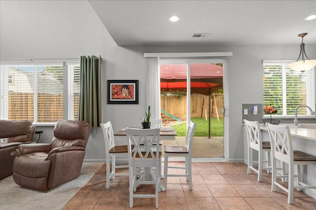 2701 Ashbrook Dr, Modesto, CA 95355