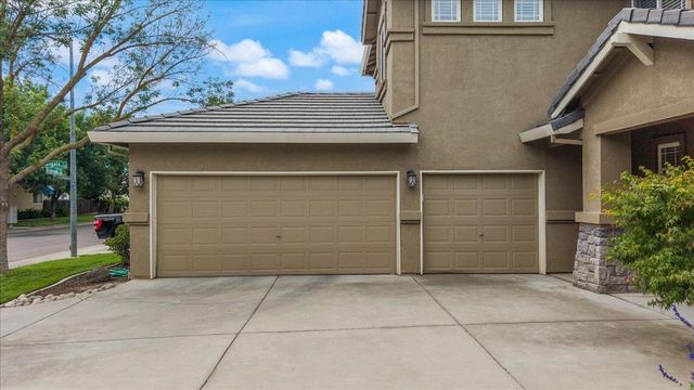 2701 Ashbrook Dr, Modesto, CA 95355