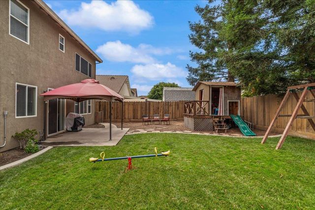 2701 Ashbrook Dr, Modesto, CA 95355