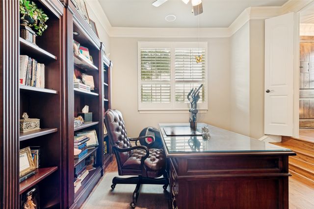 4021 Winsor Drive, Farmers Branch, TX 75244