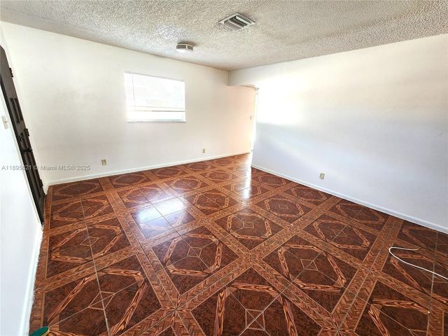 321 SW 1st Ct K-5, Pompano Beach, FL 33060