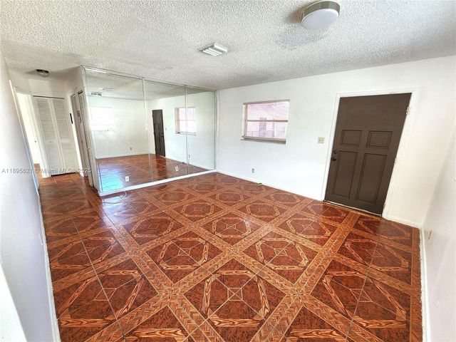 321 SW 1st Ct K-5, Pompano Beach, FL 33060