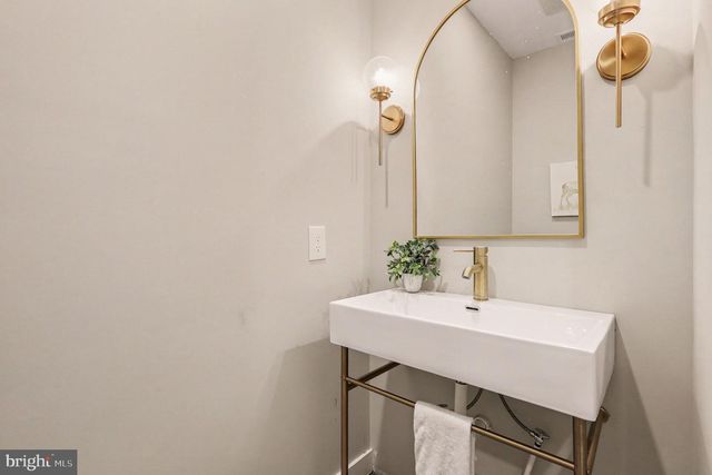 3684 ROCKLAND RD, Front Royal, VA 22630