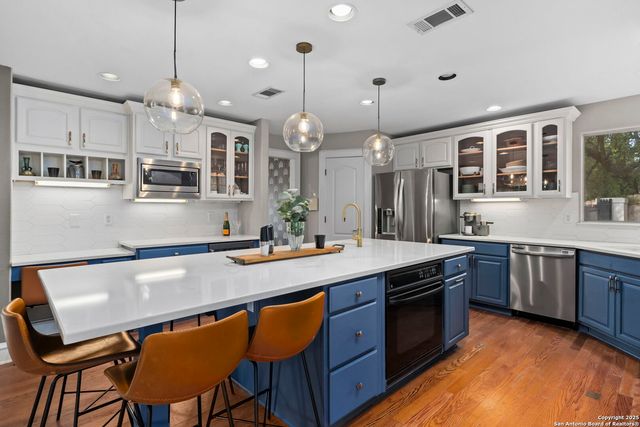 12 Inwood Bluff, San Antonio, TX 78248