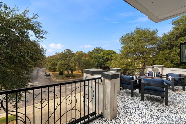 12 Inwood Bluff, San Antonio, TX 78248