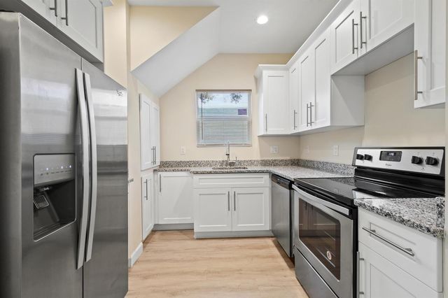 627 Bunker Road, West Palm Beach, FL 33405
