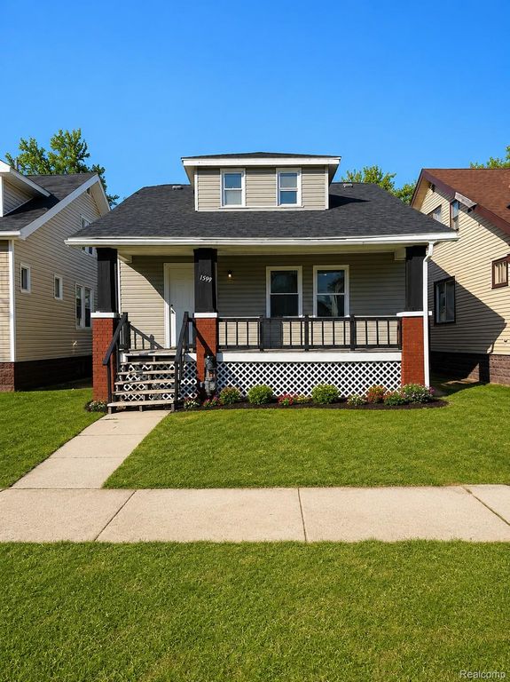 13997 Cloverlawn Street, Detroit, MI 48238