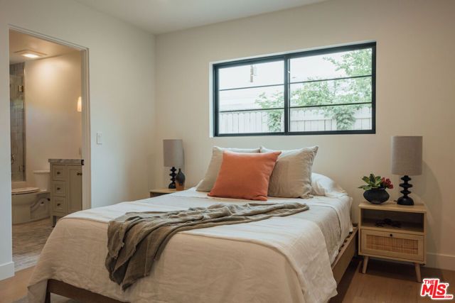 1560 S Calle Palo Fierro, Palm Springs, CA 92264