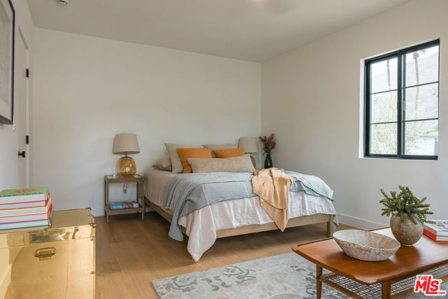 1560 S Calle Palo Fierro, Palm Springs, CA 92264