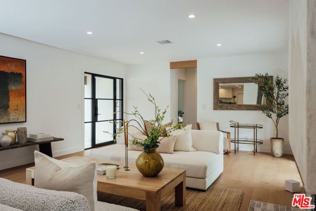 1560 S Calle Palo Fierro, Palm Springs, CA 92264