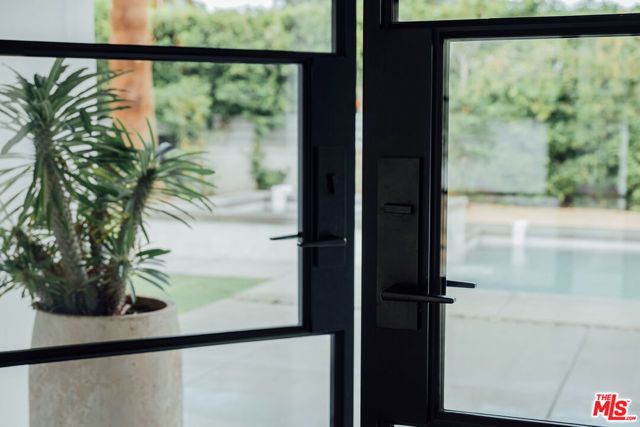 1560 S Calle Palo Fierro, Palm Springs, CA 92264