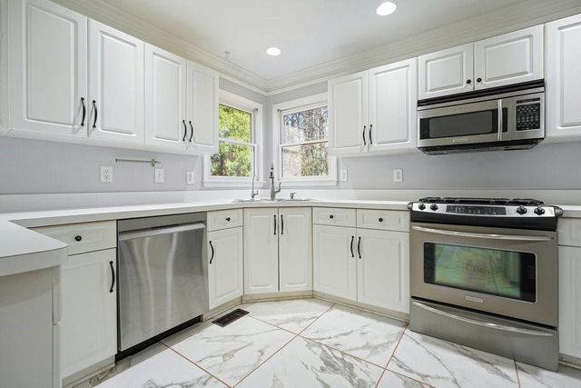 2102 Kendall Close NW, Acworth, GA 30102