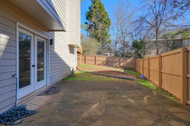 2102 Kendall Close NW, Acworth, GA 30102