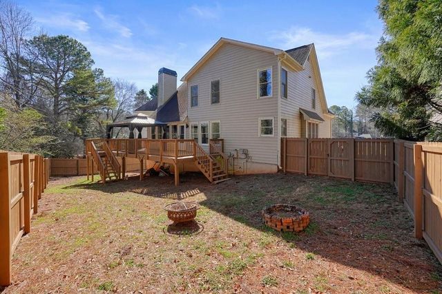 2102 Kendall Close NW, Acworth, GA 30102