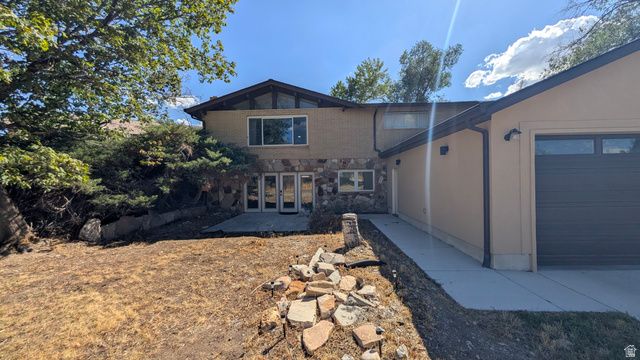 10585 N 6400 W, Highland, UT 84003