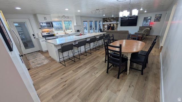 10585 N 6400 W, Highland, UT 84003