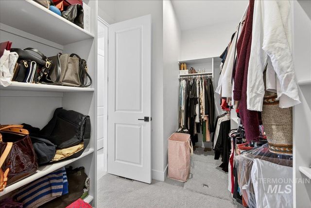 1911 N Willowick Ave, Eagle, ID 83616