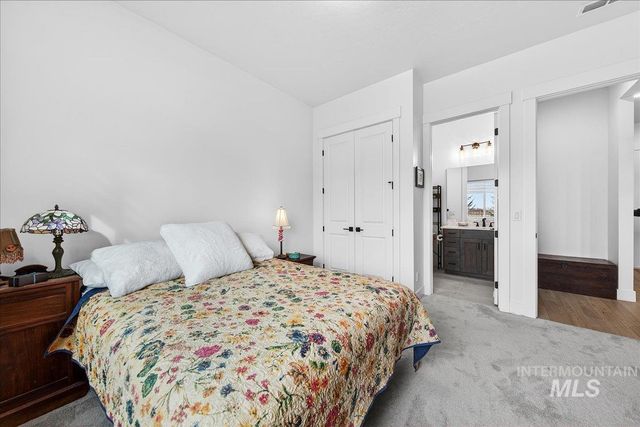 1911 N Willowick Ave, Eagle, ID 83616