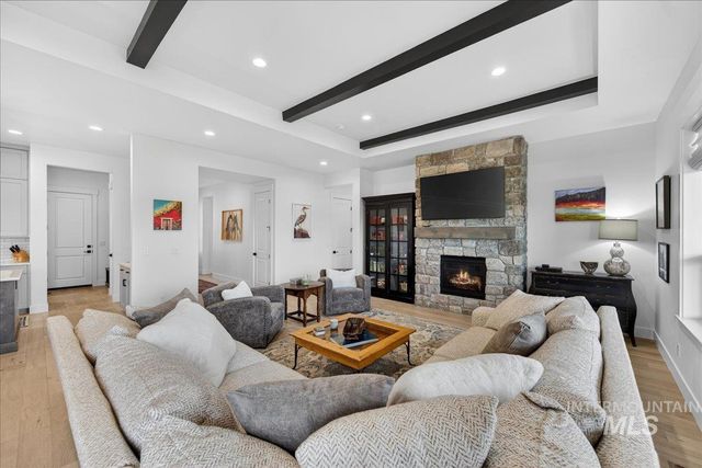 1911 N Willowick Ave, Eagle, ID 83616