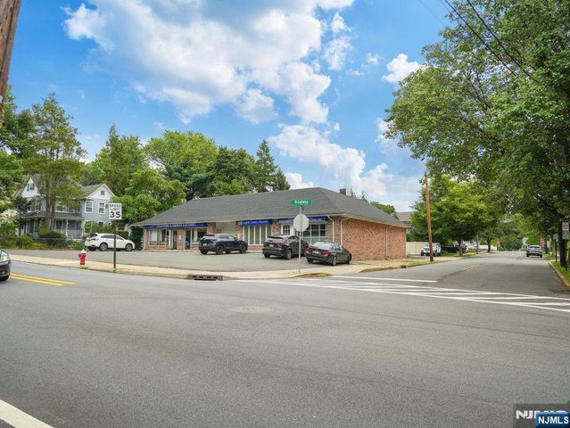 156 Broadway, Hillsdale, NJ 07642