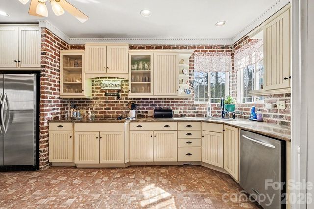 168 Comet Trail, Statesville, NC 28677