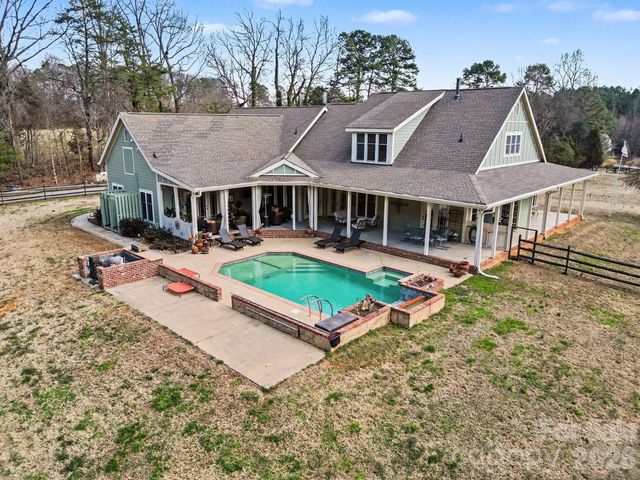 168 Comet Trail, Statesville, NC 28677