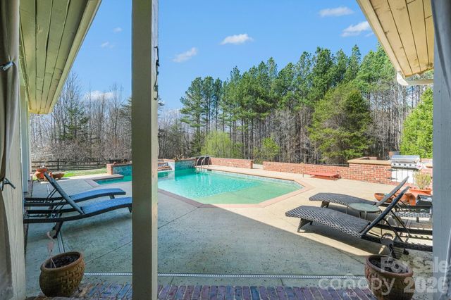 168 Comet Trail, Statesville, NC 28677