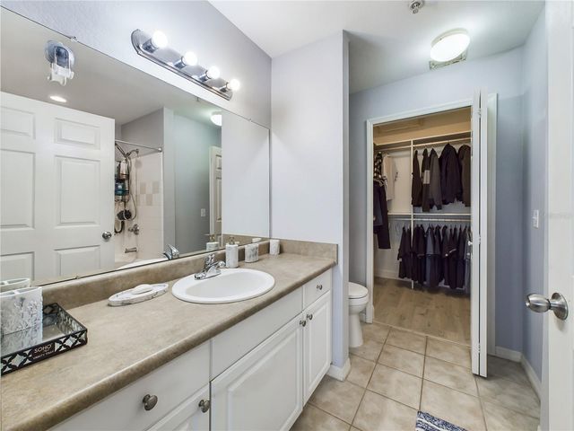 5521 ROSEHILL ROAD 203, Sarasota, FL 34233