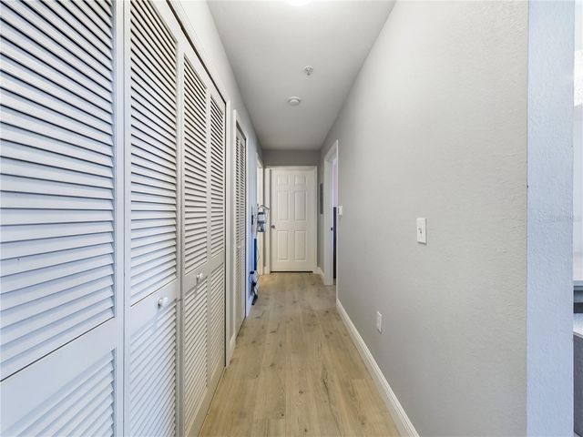 5521 ROSEHILL ROAD 203, Sarasota, FL 34233