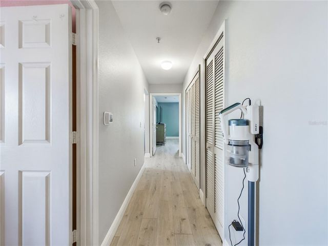 5521 ROSEHILL ROAD 203, Sarasota, FL 34233