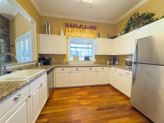 5521 ROSEHILL ROAD 203, Sarasota, FL 34233