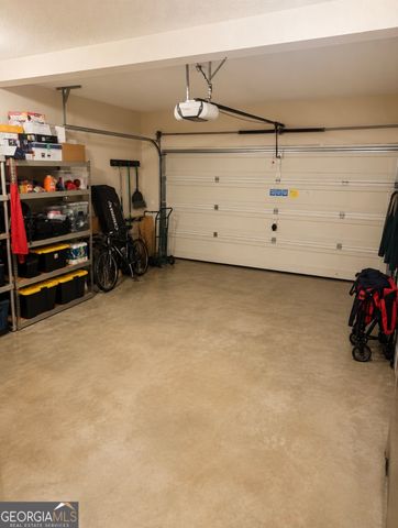 5926 Colonnade Drive, Rex, GA 30273