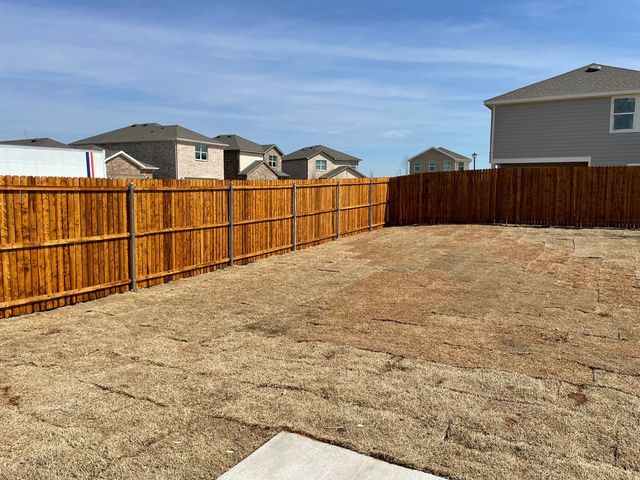 1911 Chapel Hill Road, Princeton, TX 75407