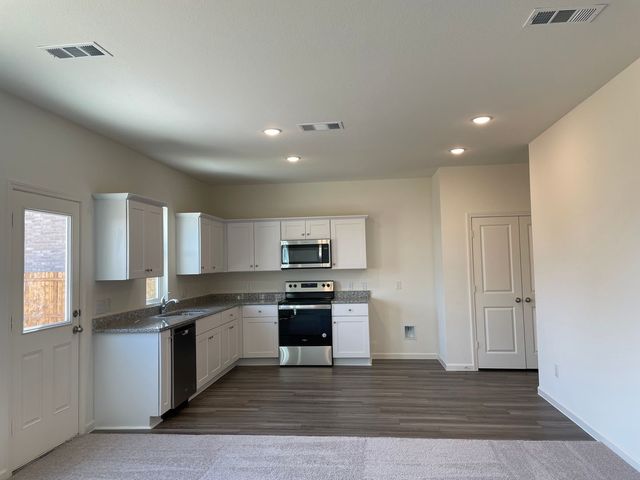 1911 Chapel Hill Road, Princeton, TX 75407