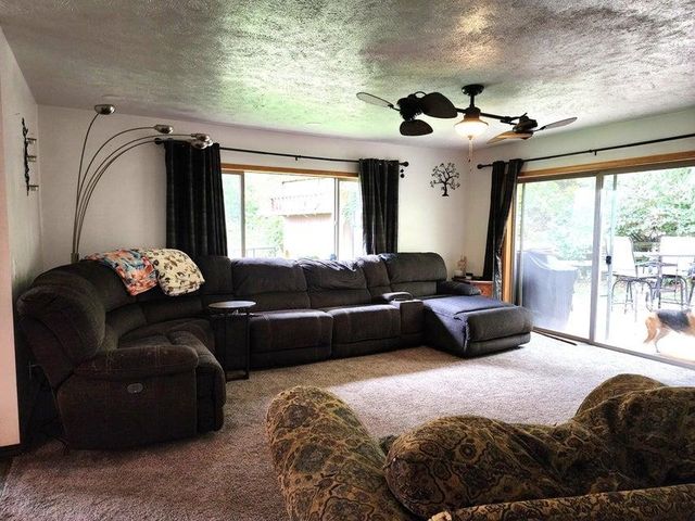 451 Monumental Rd, Colville, WA 99114