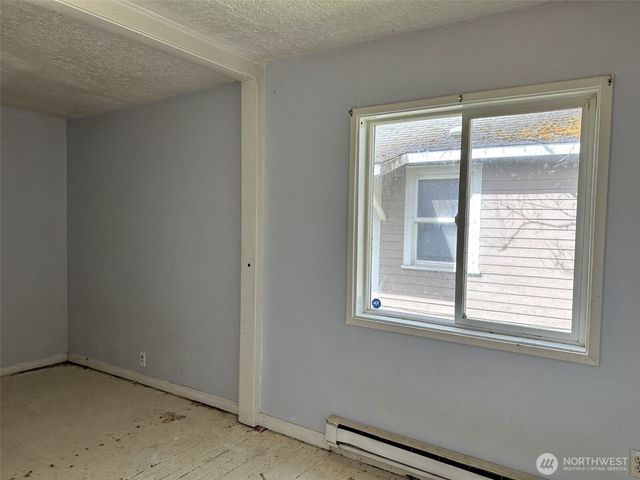 273 Baltimore St, Longview, WA 98632