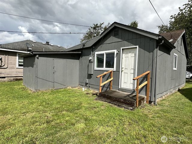273 Baltimore St, Longview, WA 98632