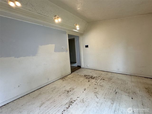 273 Baltimore St, Longview, WA 98632
