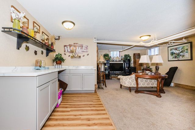 1053 Lake Avenue, Detroit Lakes, MN 56501