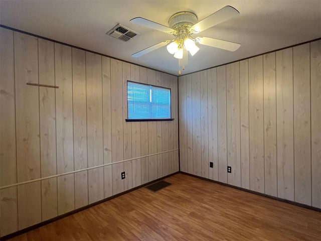 2221 SW 42nd Street, Oklahoma City, OK 73119