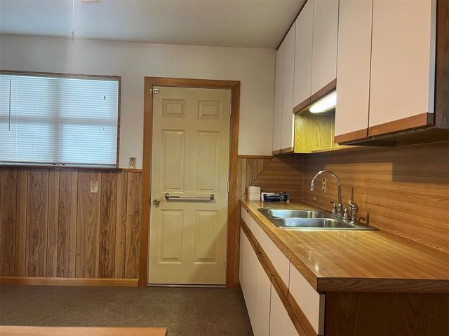 2221 SW 42nd Street, Oklahoma City, OK 73119