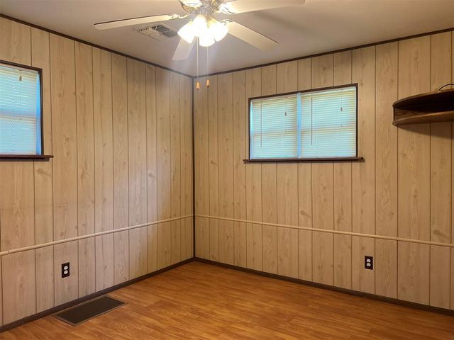 2221 SW 42nd Street, Oklahoma City, OK 73119
