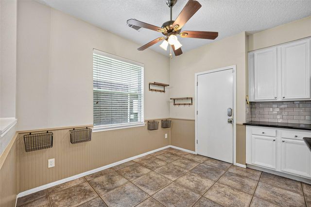 2921 Linda Drive, Pearland, TX 77584