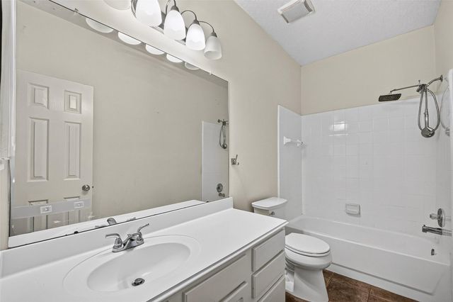 2921 Linda Drive, Pearland, TX 77584