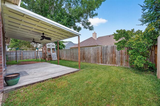 2921 Linda Drive, Pearland, TX 77584