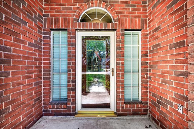2921 Linda Drive, Pearland, TX 77584