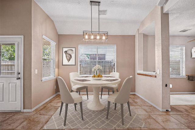 2921 Linda Drive, Pearland, TX 77584
